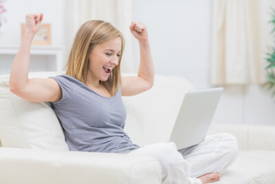 woman_with_laptop